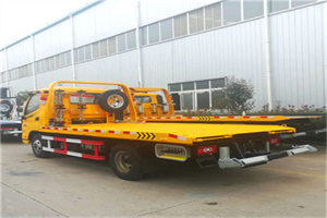 双流附近拖车救援搭电